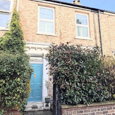 No 16 With Free Parking * Йорк