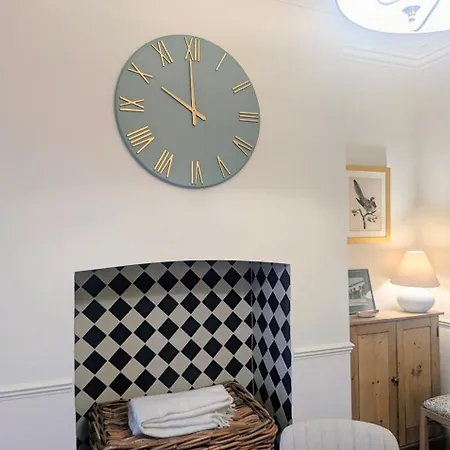 No 16 With Free Parking * Йорк