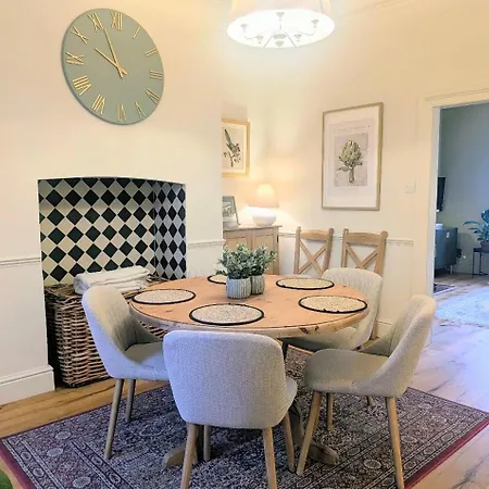 Дом отдыха No 16 With Free Parking *