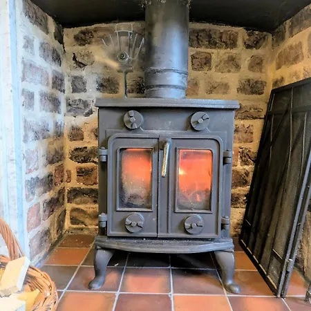 No 16 With Free Parking Дом отдыха *