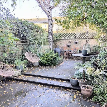 Prázdninový dům No 16 With Free Parking *