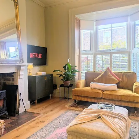 Prázdninový dům No 16 With Free Parking